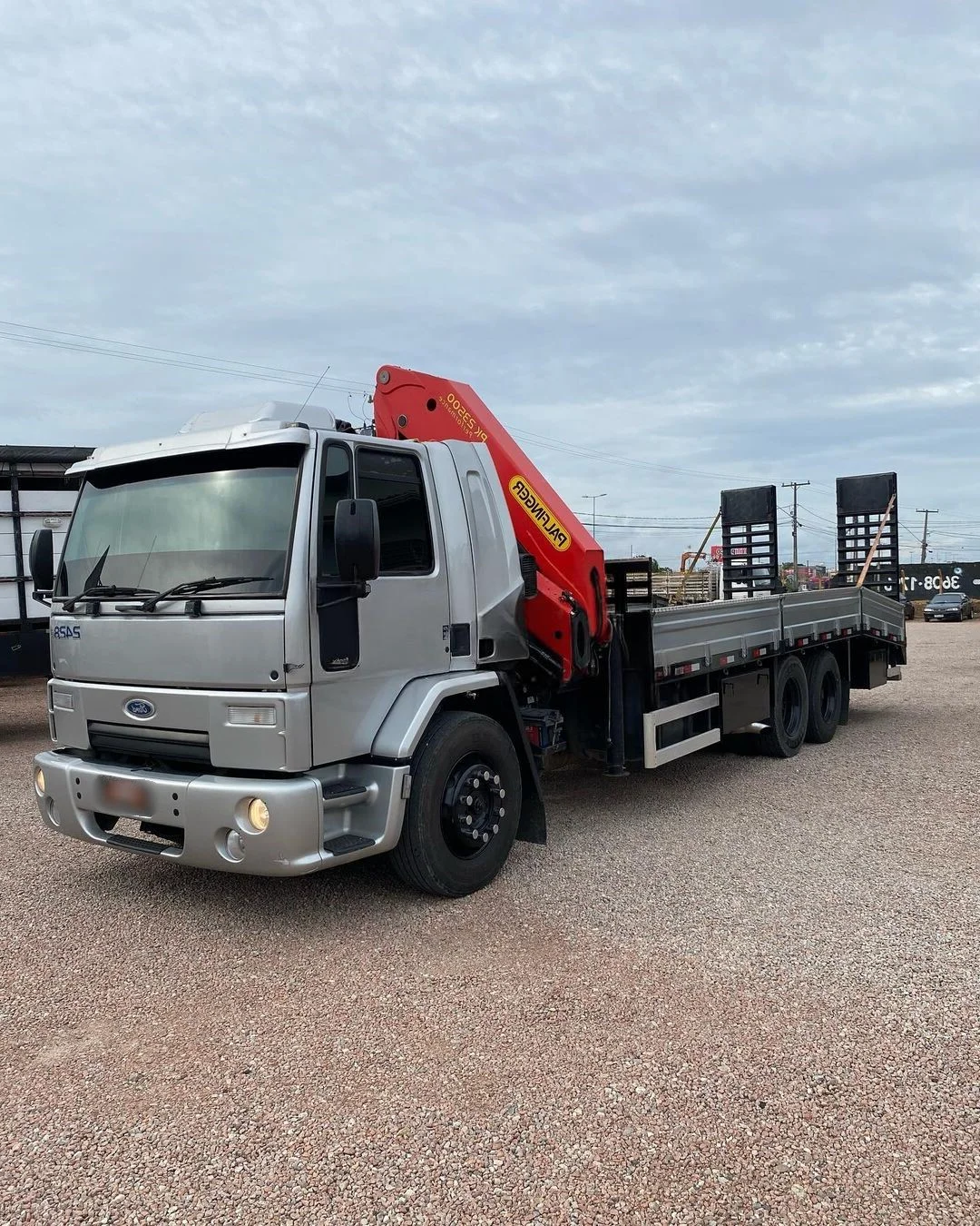 FORD CARGO 2428 MUNCK 2009 - FUNC. 