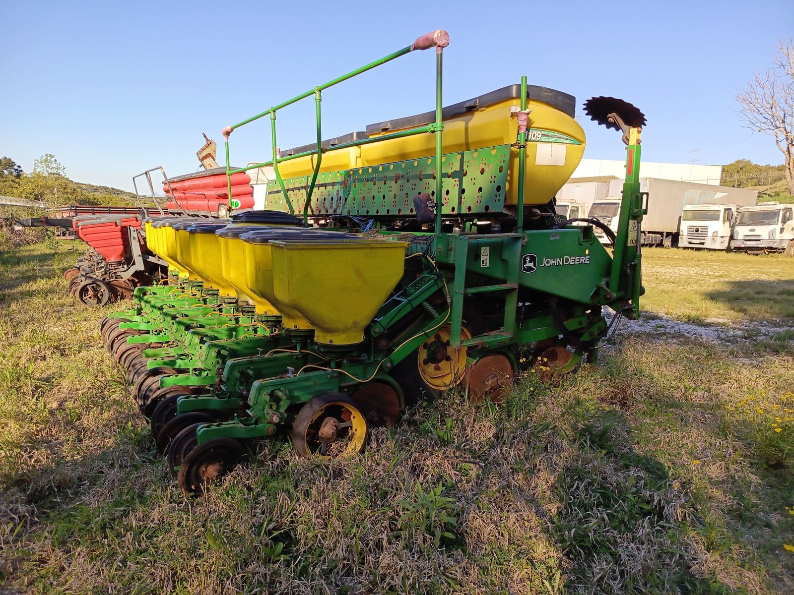 John Deere 1100 Plantadeira 9 Linhas 2013 – Funcionando