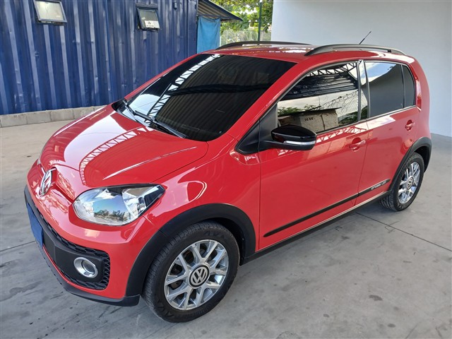 Volkswagen UP Cross 2016/2016 – Funcionando